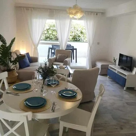 Duplex In Lunamar Complex Holiday home Marbella
